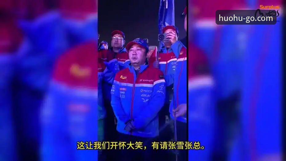 最后一圈超车夺冠 vs 循序渐进：张雪机车车队匈牙利站战术选择对比分析